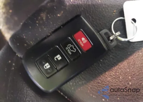 2016 Toyota Rav4 Se from USA, damaged, VIN JTMJFREVXGD184622